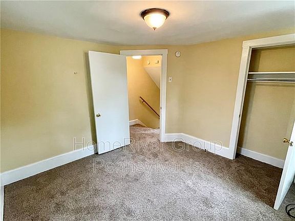 5th image of 509 Spear Way
