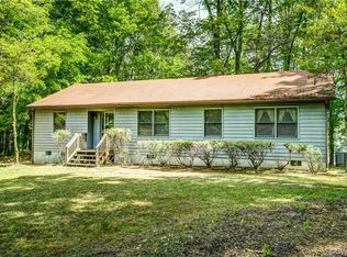 435 Cooke Ln, Bumpass, VA 23024