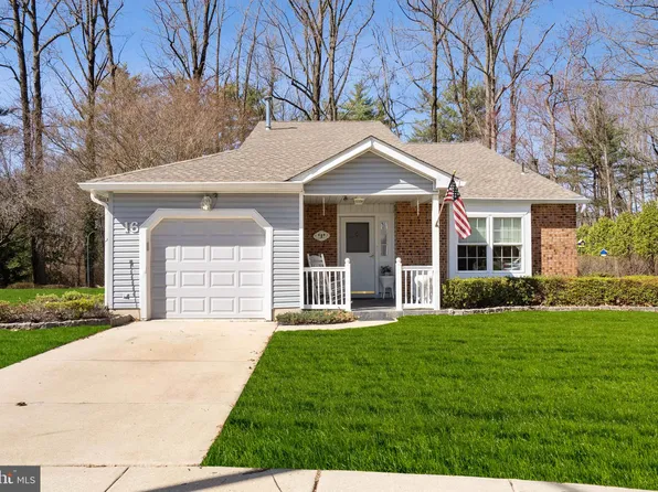 16 Mullray Ct, Deptford, NJ 08096