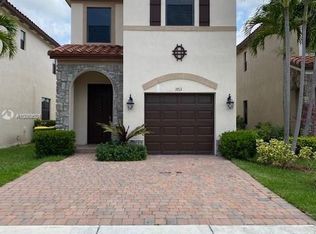 3713 NE 2nd St, Homestead, FL 33033
