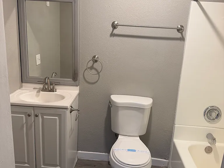 515 S 13th St #65 — Photo 11