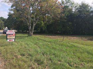 1508 Hampton Ave, Blackville, SC 29817