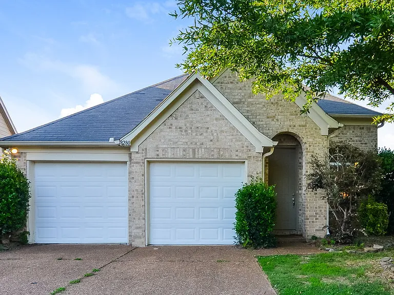 8280 Dexter Ridge Cv E — Photo 1