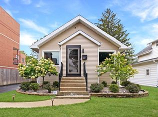 1107 Prairie Ave, Des Plaines, IL 60016