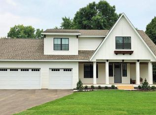 5504 Cahill Ln, Edina, MN 55439