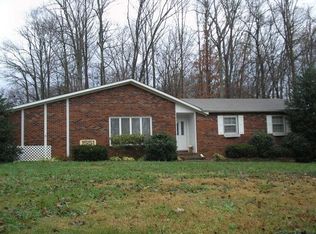 1551 Forrest Rd, Cookeville, TN 38501