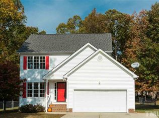 105 Linnett Ct, Youngsville, NC 27596