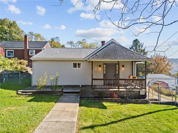 436 School St, Springdale, PA 15144