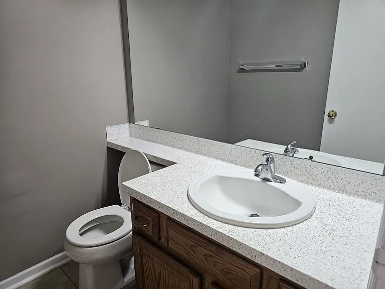 15057 Emmet St — Photo 14