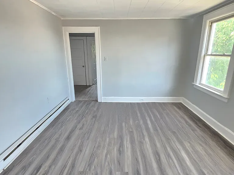 9 Kenmore Ave #3A — Photo 5