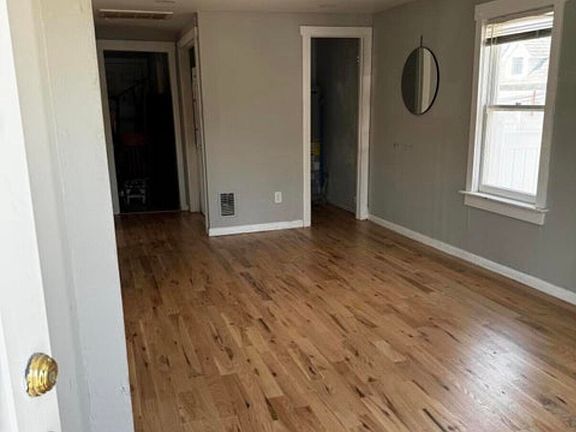2nd image of 37 Lafayette Ave