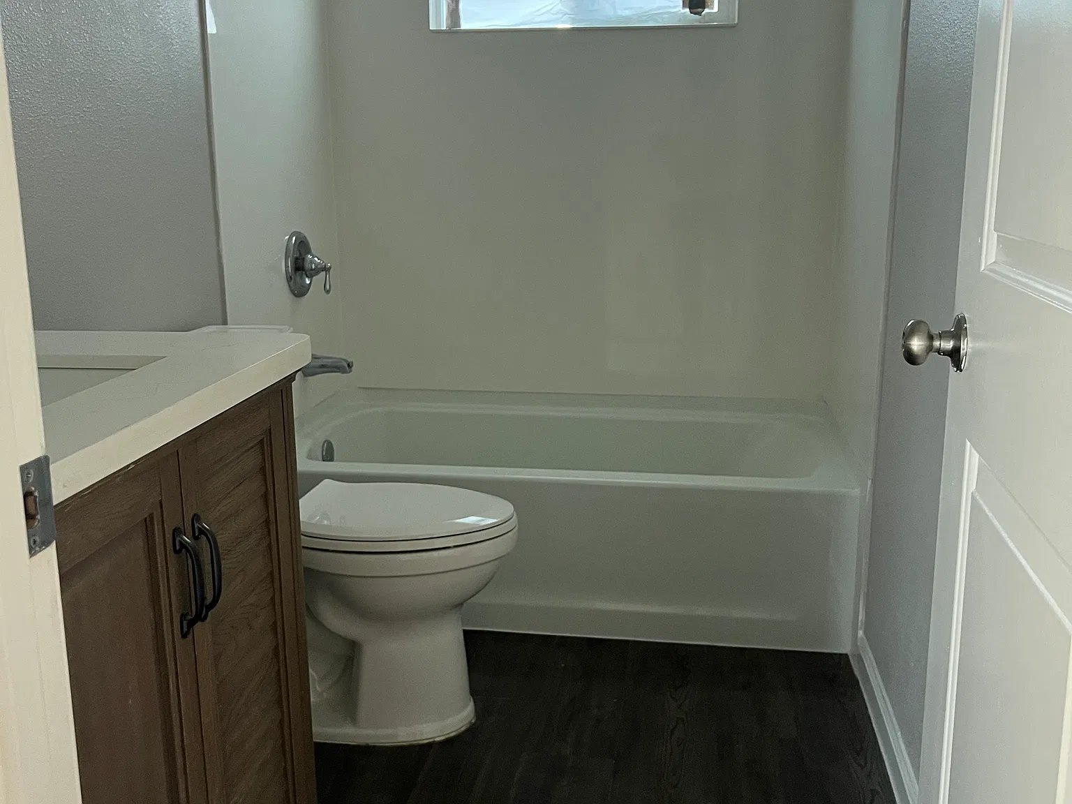 708 E Swain Rd — Photo 4