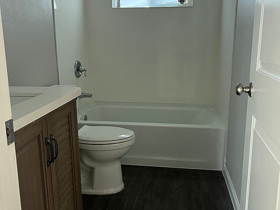 5th image of 708 E Swain Rd