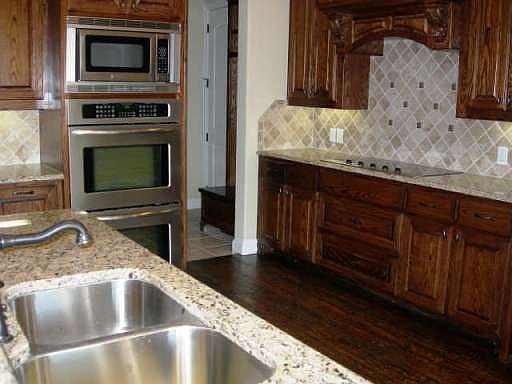 4th image of 7129 Stone Villa Cir