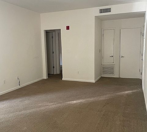 3rd image of 1414 17th St APT 23