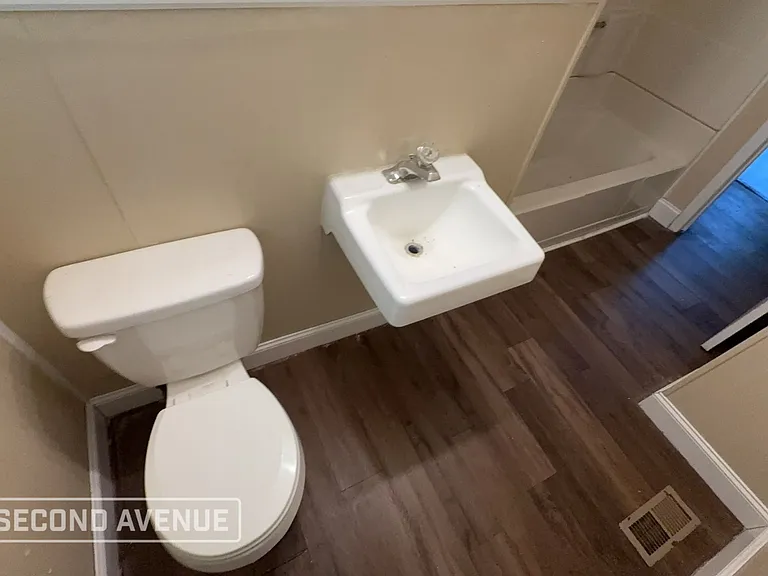5503 Dodge Dr — Photo 9