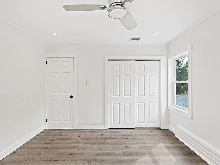 151 Mill St — Photo 29