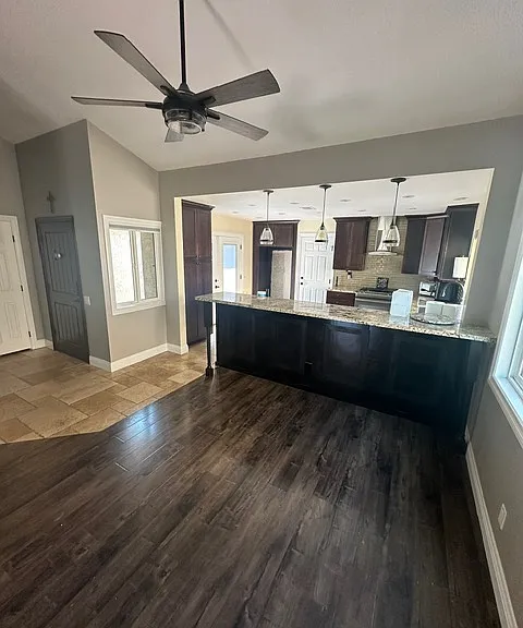 4176 Minnecota Dr — Photo 5