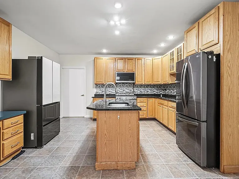 7 Sanctuary Dr #A — Photo 14