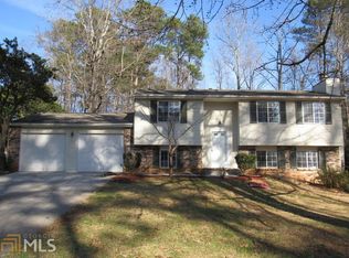 1917 Suwanee Roberts Ct, Lawrenceville, GA 30043