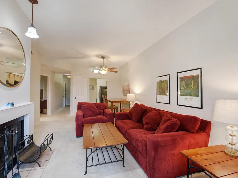 7437 Singing Hills Dr — Photo 4