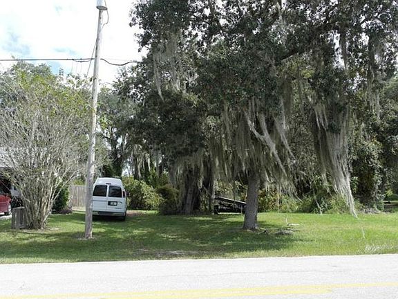 2nd image of 653 Highlands Lake Dr