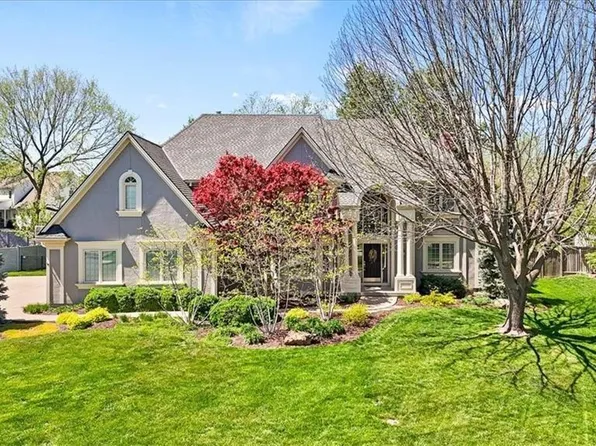 12622 Ballentine St, Overland Park, KS 66213