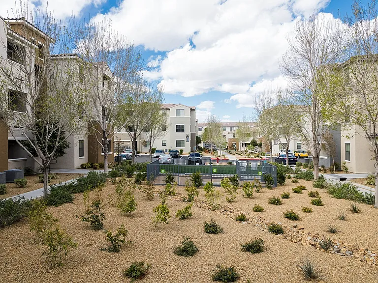 CHANDLER APARTMENT HOMES — Photo 22