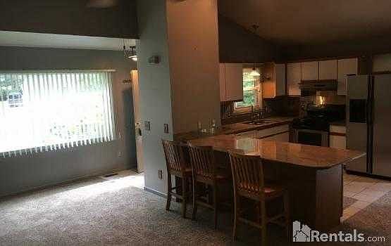 2nd image of 215 Highgate Ave