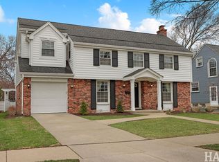 1023 Margret St, Des Plaines, IL 60016