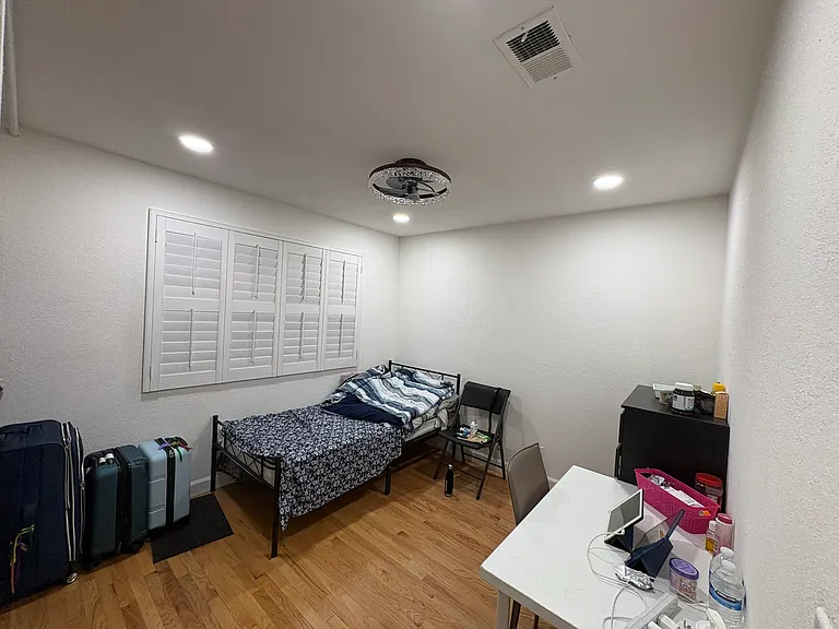 3322 Woodside Ln — Photo 10
