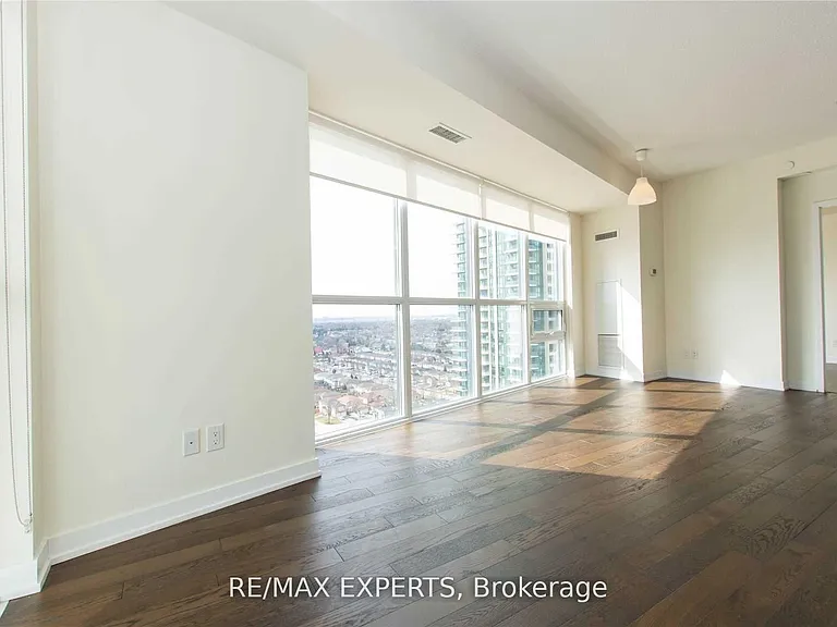 510 Curran Pl #1002 — Photo 9