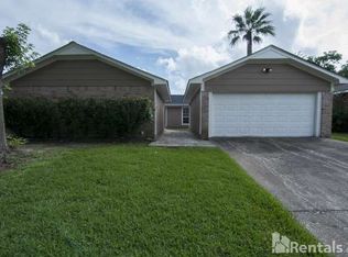 16330 Tibet Rd, Friendswood, TX 77546