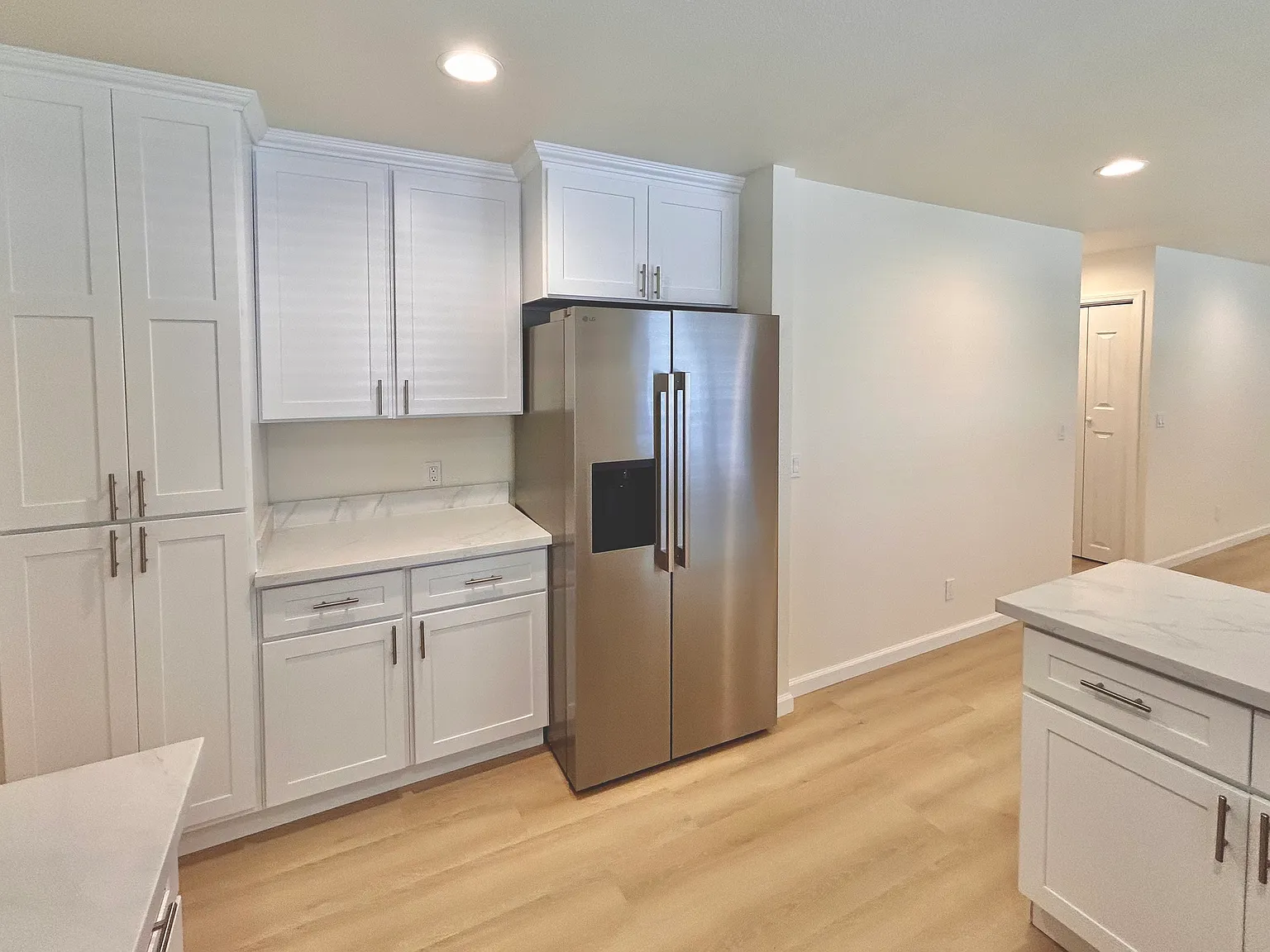 4 bed, 1410 sqft, $4,200 — Photo 4
