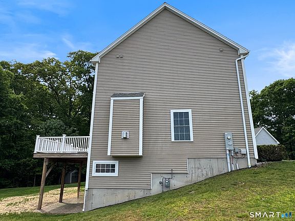 3rd image of 30 Castlewood Drive #30