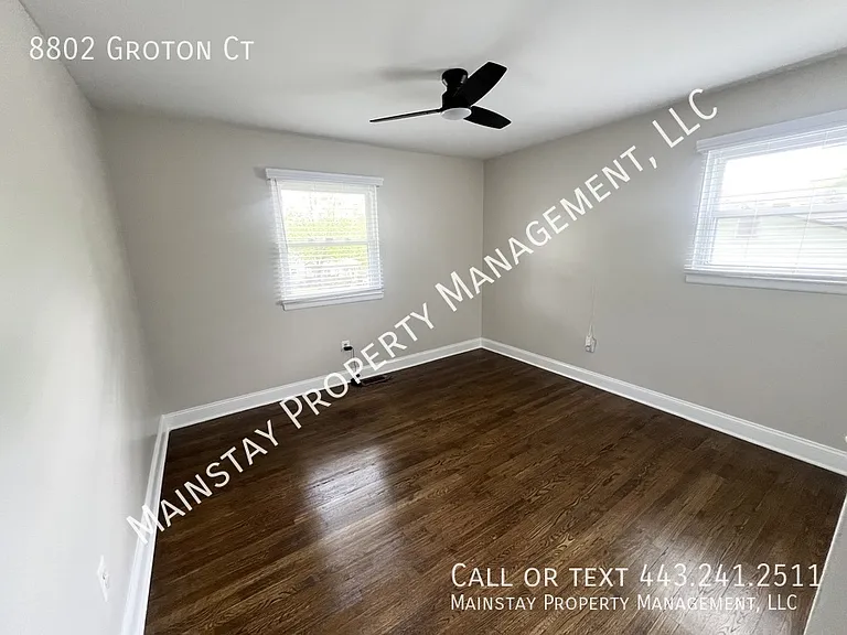 8802 Groton Ct — Photo 16