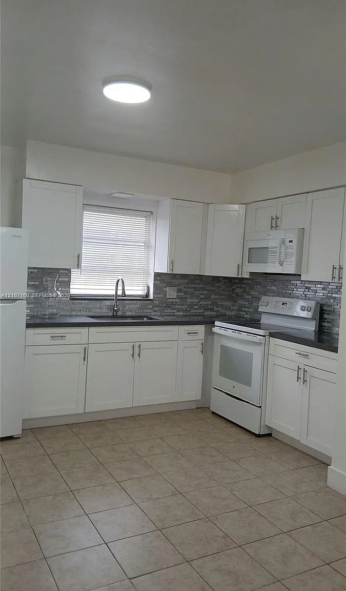1 bed, 1.0 bath, $1,575 — Photo 1
