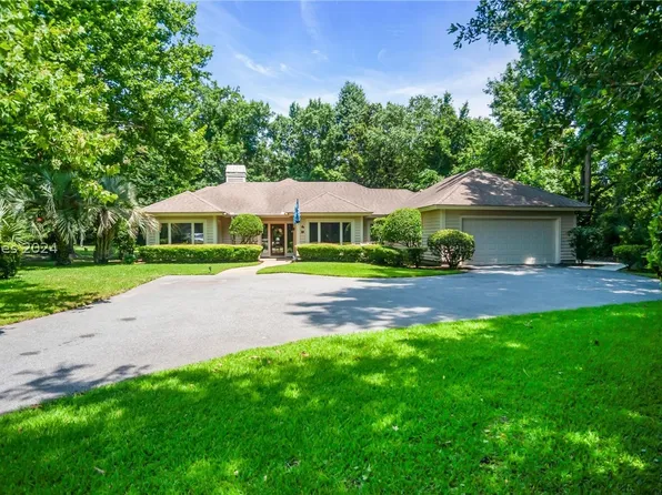 4 Birkdale Ct, Hilton Head Island, SC 29926