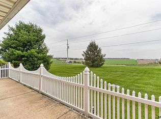 3965 Westview Dr, Stewartstown, PA 17363