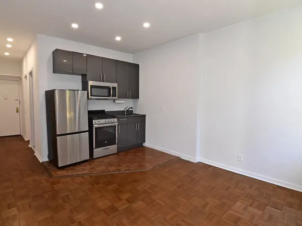 190 Orchard St APT 4C, New York, NY 10002