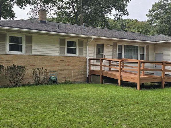 2159 Seminole Rd, Norton Shores, MI 49441