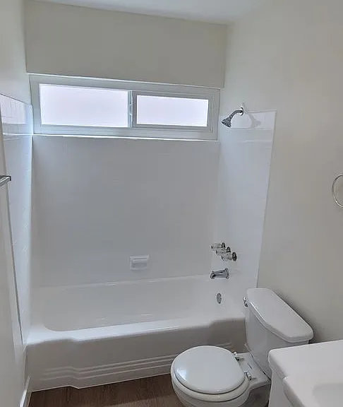 1711 Marine Ave — Photo 27