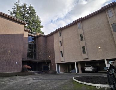 5915 Highway Place #404, Everett, WA, 98203