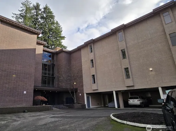 5915 Highway Place #404, Everett, WA 98203