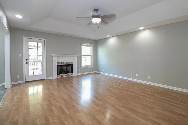 3 bed, 2.0 bath, 1545 sqft, $1,730 — Photo 4