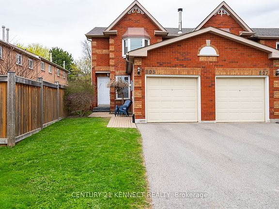2nd image of 805 Playter Cres
