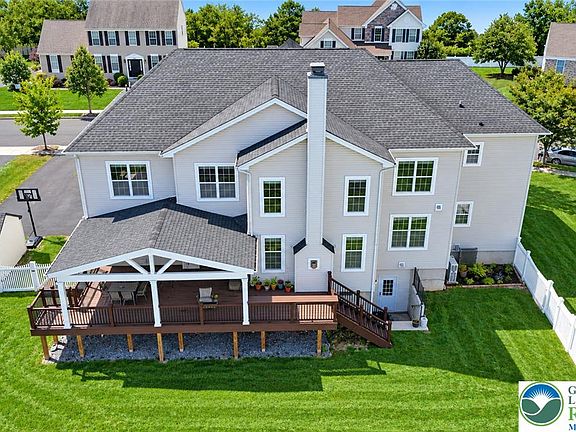 3rd image of 7406 Cedar Rd