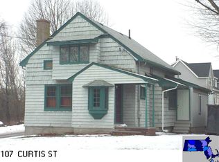 7 Greystone Way, Reading, MA 01867