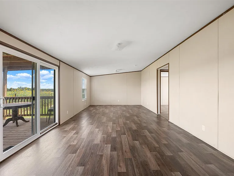 360 Shady Oaks #B — Photo 17