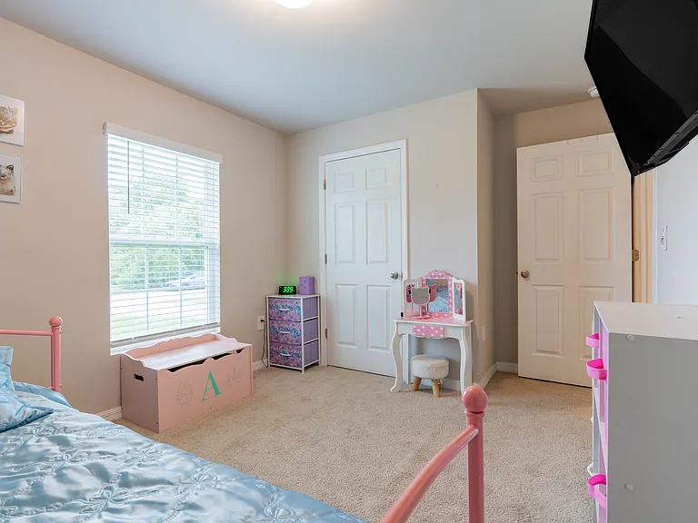 22420 Sacramento Ave — Photo 18